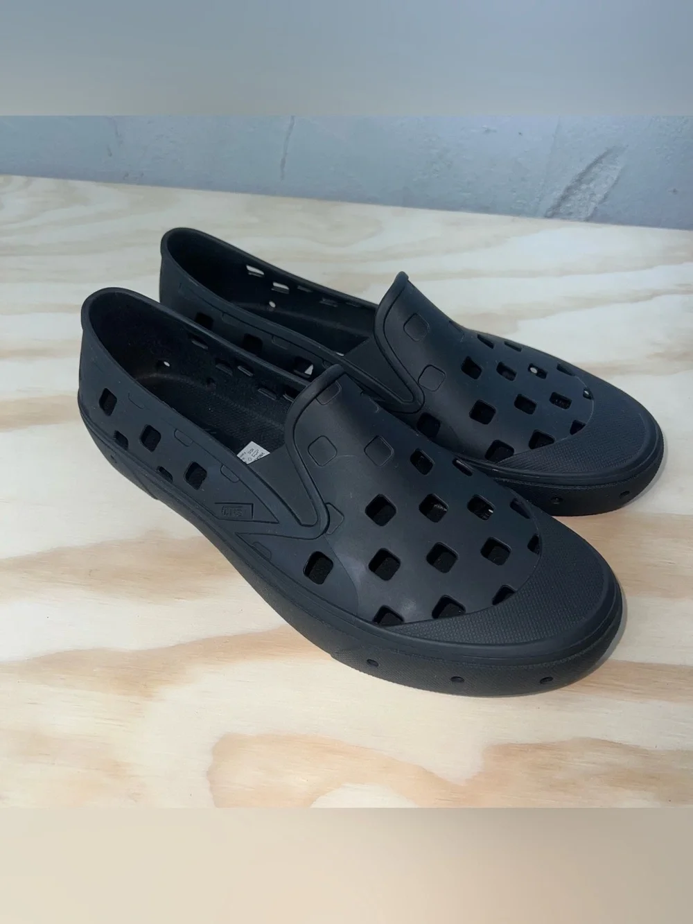 Vans MTE Slip-On Mule TRK Mens Size US 11 Black NEW